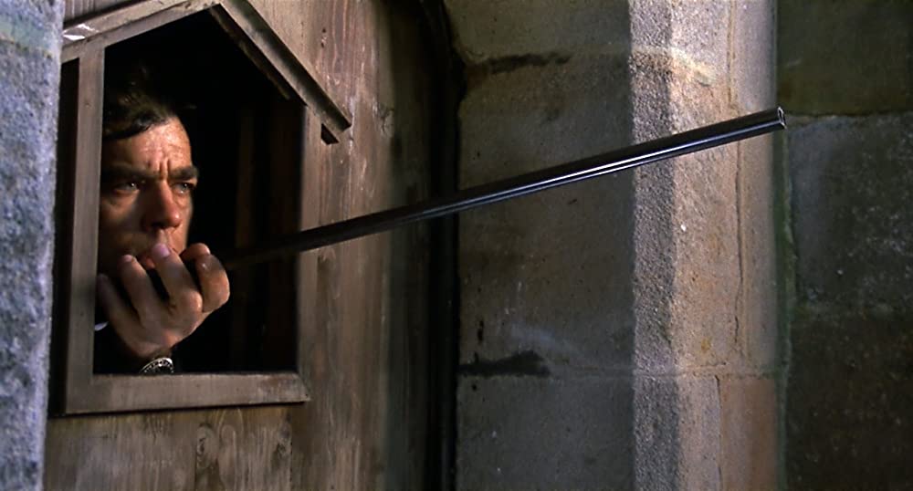 悪魔の墓場の画像