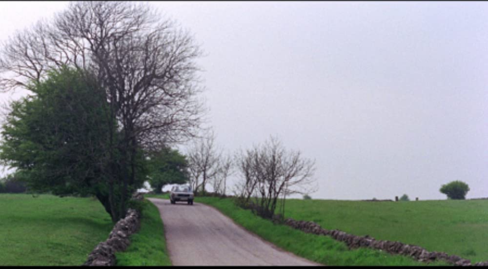 悪魔の墓場の画像