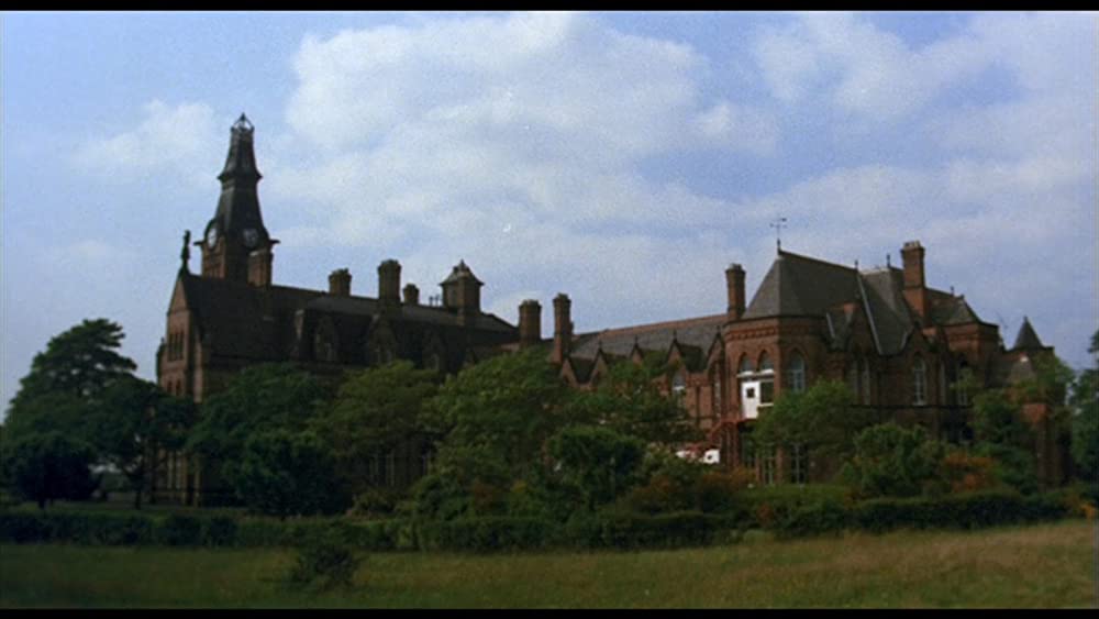 悪魔の墓場の画像