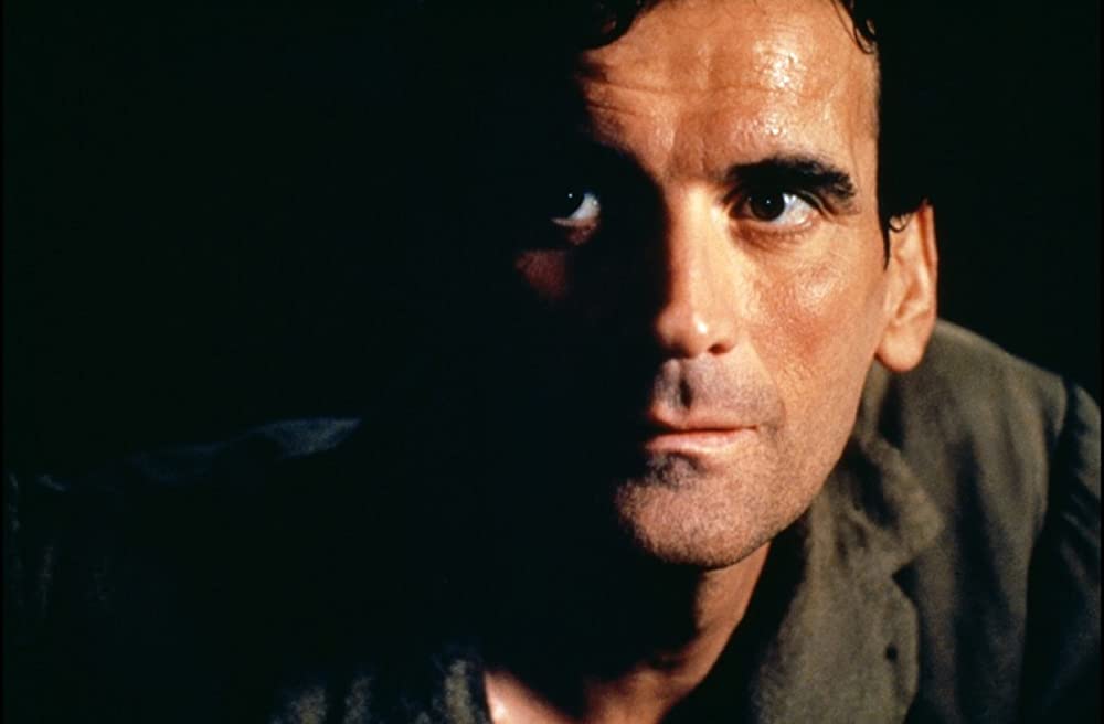 「イル・ポスティーノ」マッシモ・トロイージの画像