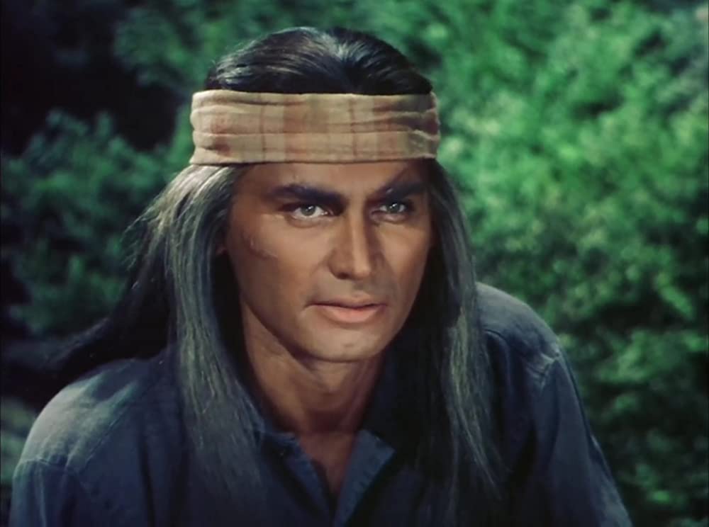 「折れた矢」ジェフ・チャンドラーの画像