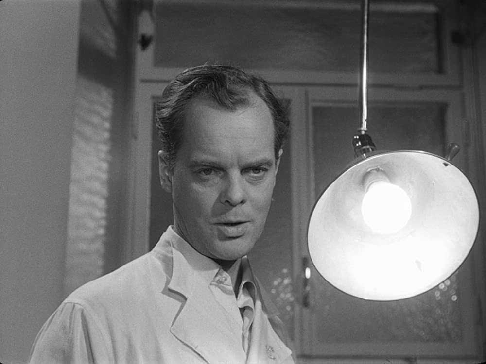 女はそれを待っているの画像