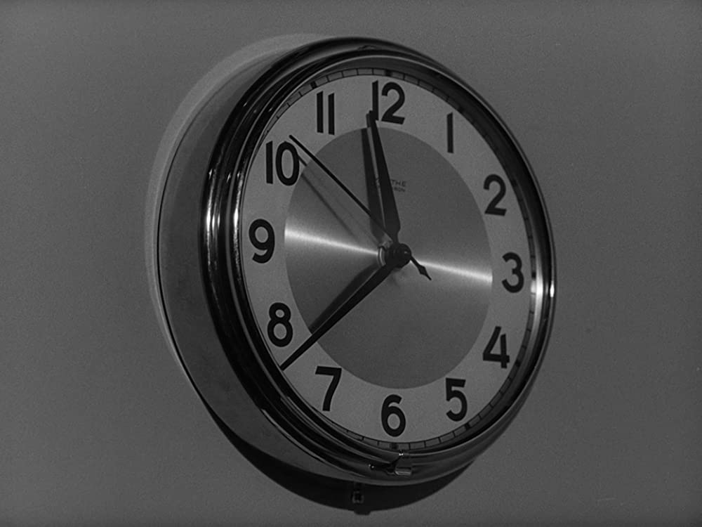 女はそれを待っているの画像