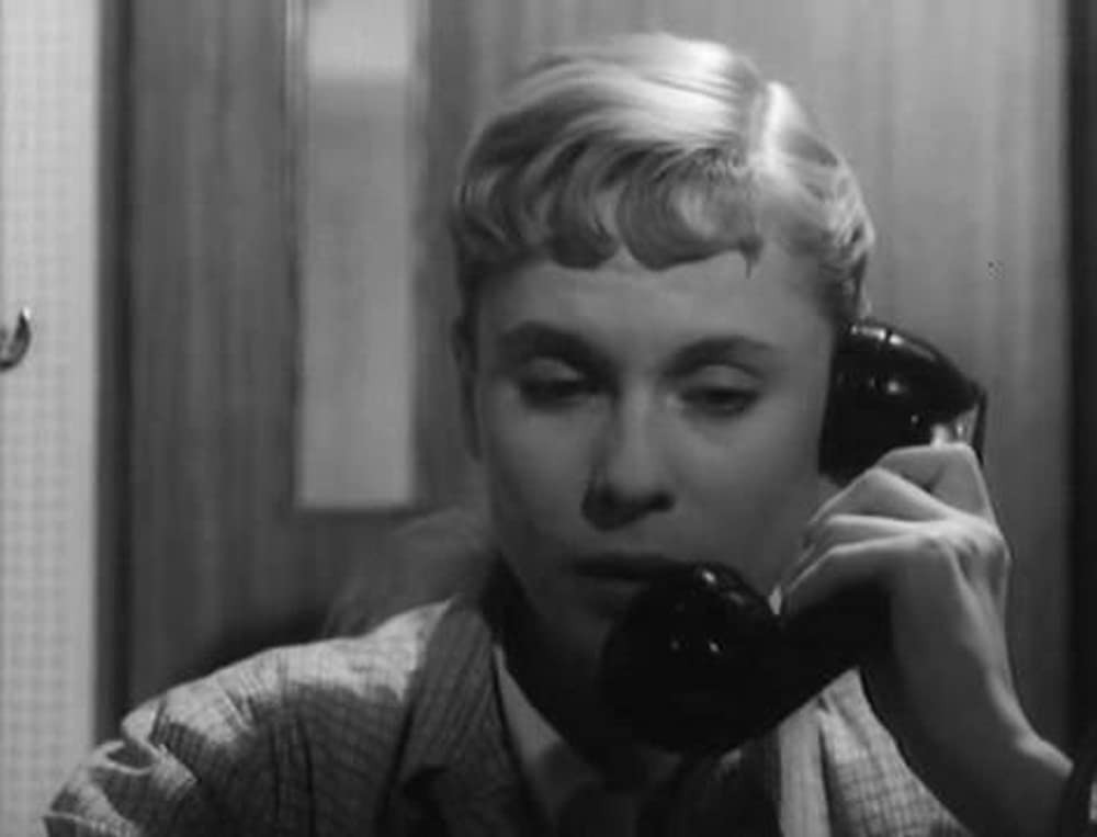 女はそれを待っているの画像