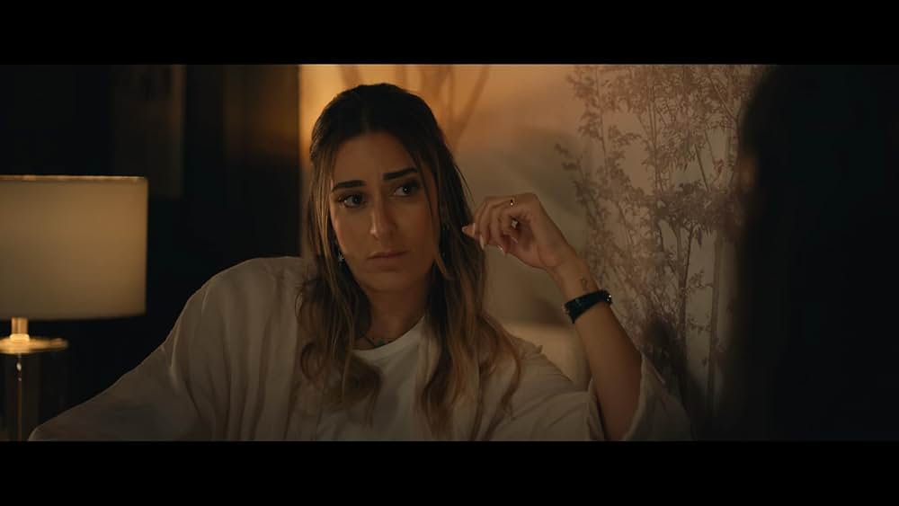 鏡の中の女の画像