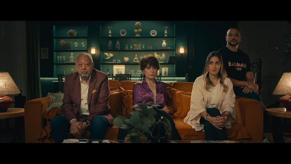 鏡の中の女の画像