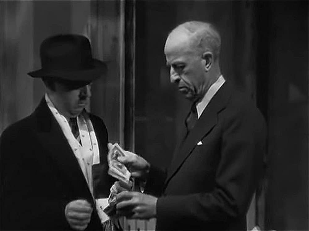 影無き男(1934)の画像