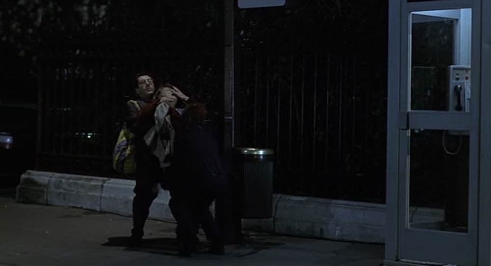 彼女の彼は、彼女の画像