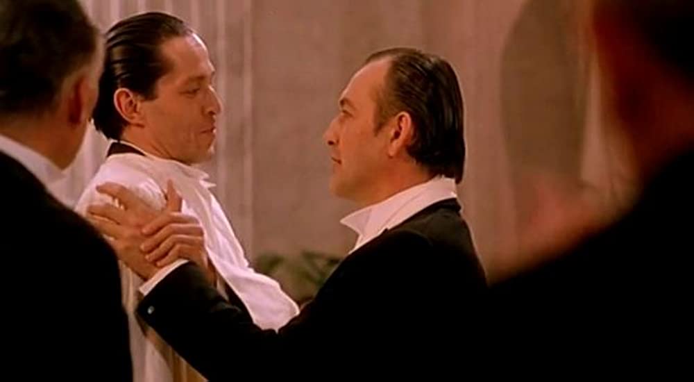 仮面の中のアリアの画像