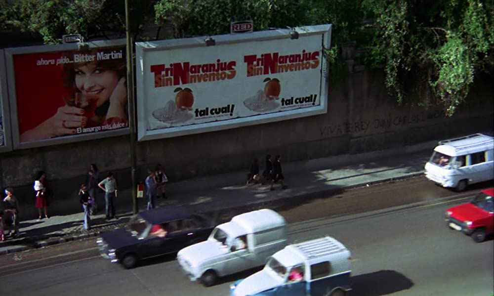 「カラスの飼育」コンチタ・ペレス & Mayte Sánchez & アナ・トレントの画像