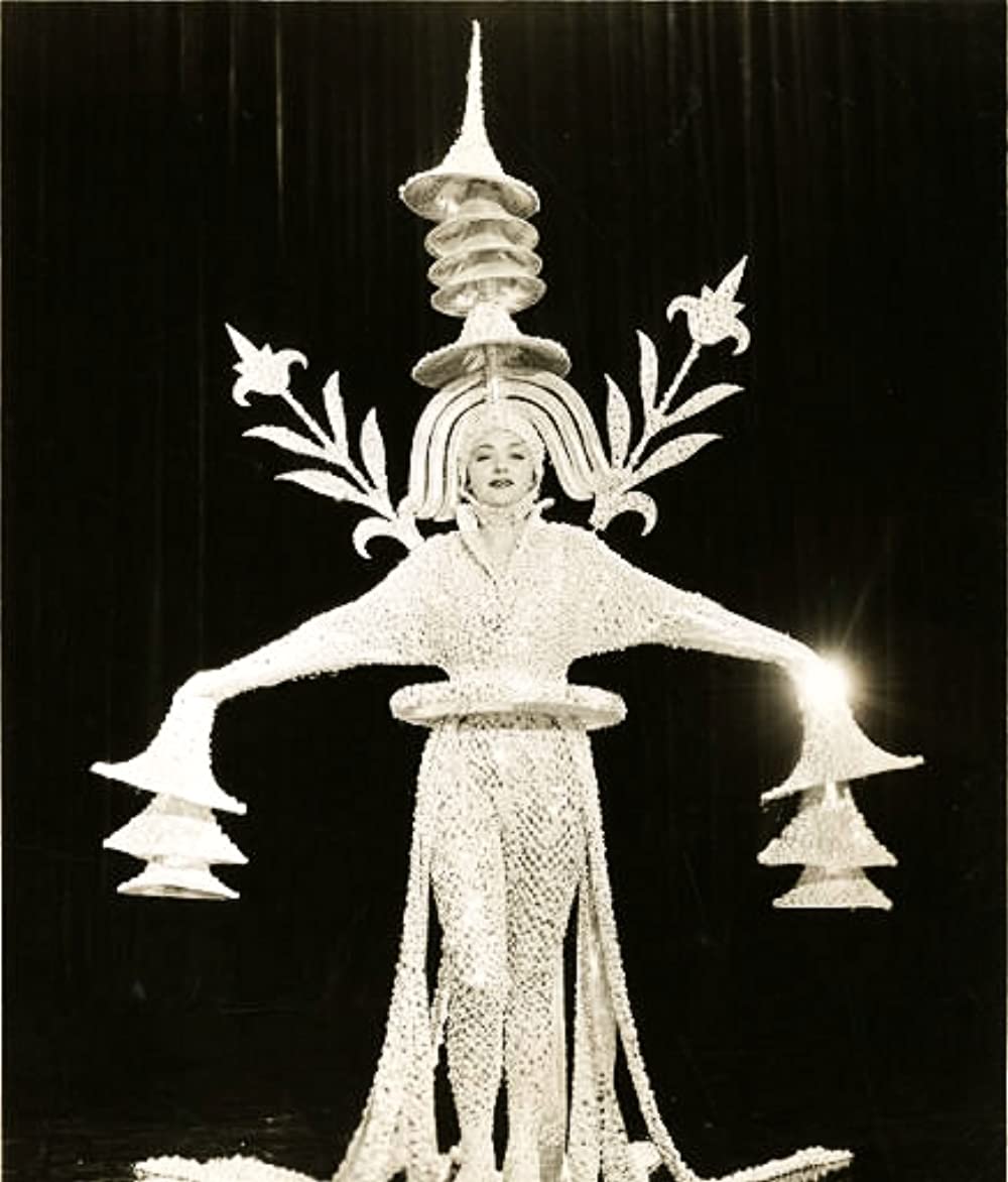 巨星ジーグフェルドの画像