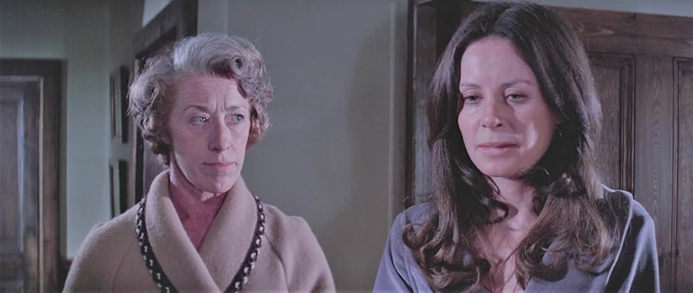 午後の曳航の画像