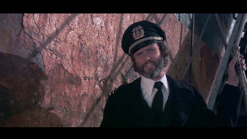 午後の曳航の画像