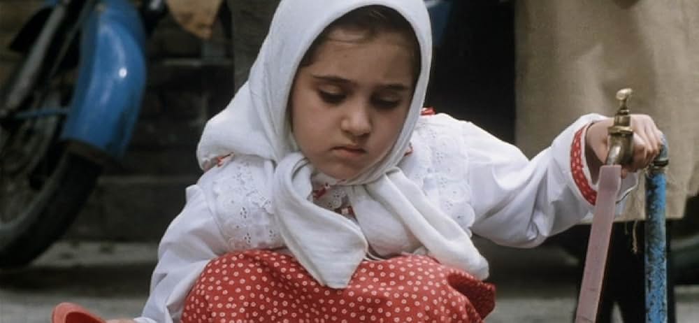 白い風船の画像