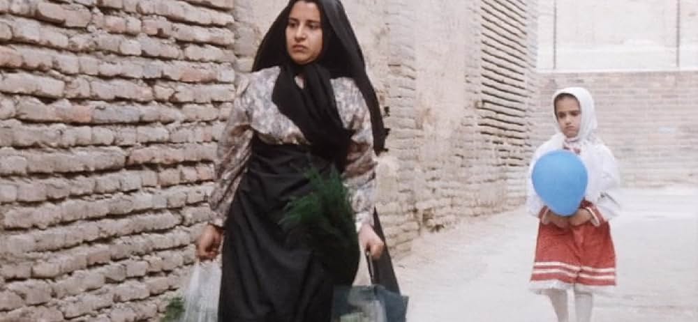 白い風船の画像