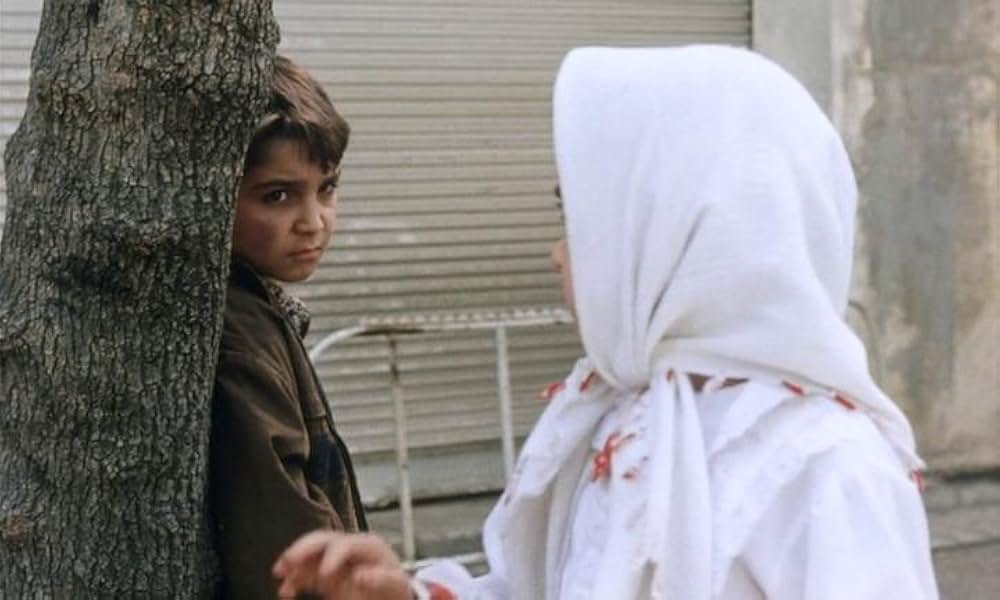 白い風船の画像