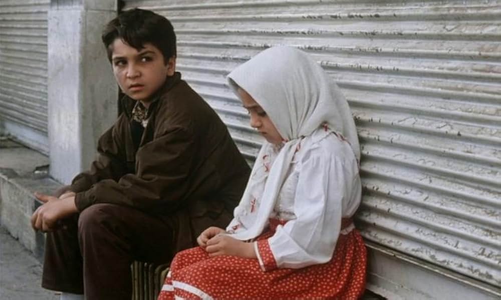 白い風船の画像