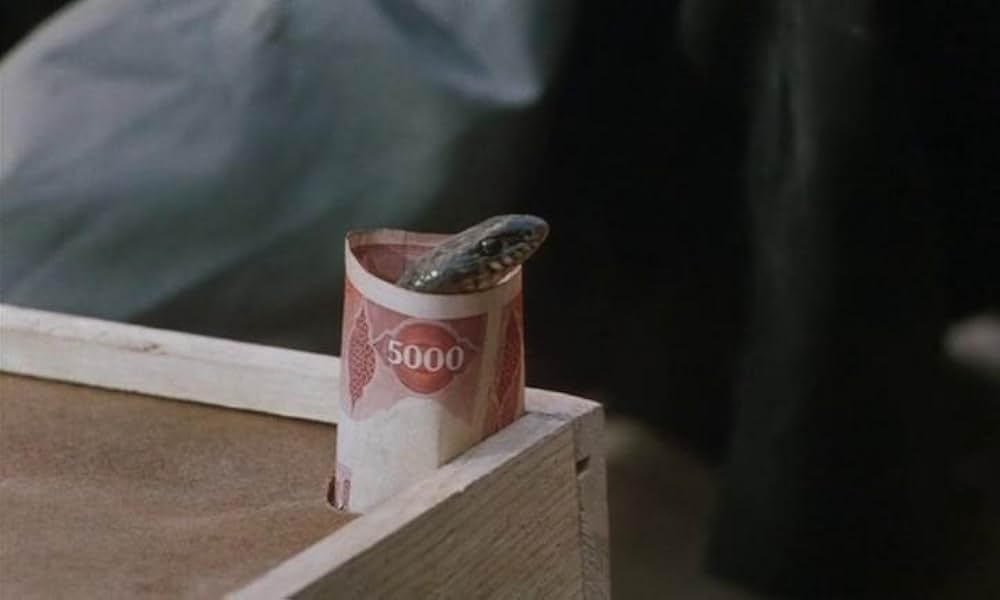 白い風船の画像