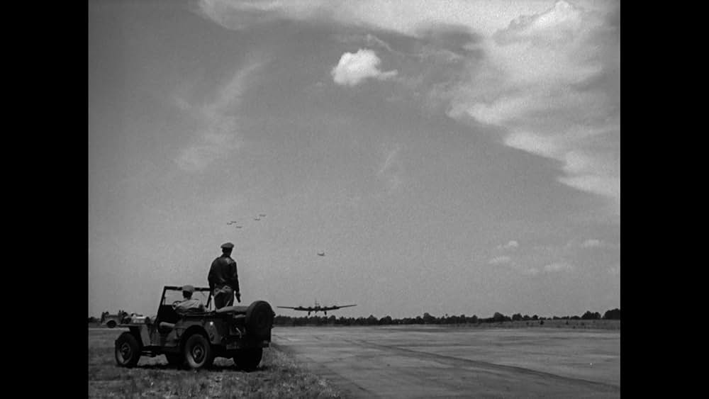 頭上の敵機の画像