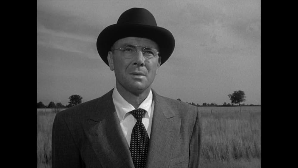 頭上の敵機の画像