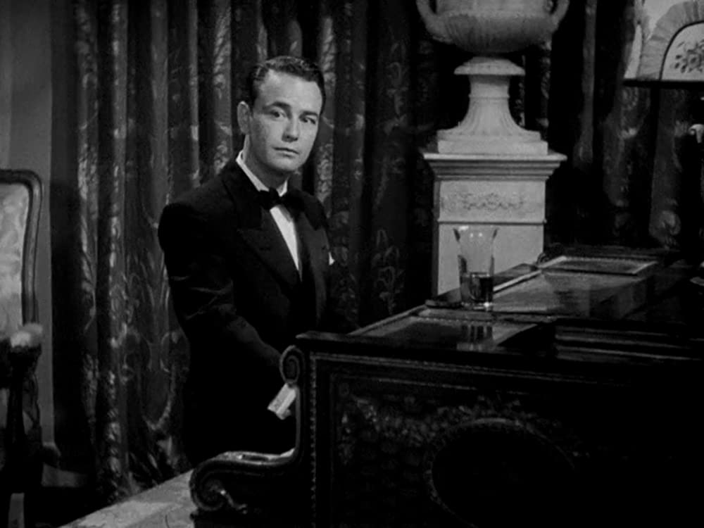 「素晴らしき休日」リュー・エアーズの画像