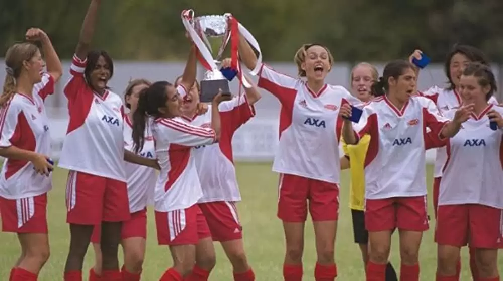 「ベッカムに恋して」キーラ・ナイトレイ & パーミンダ・ナーグラの画像