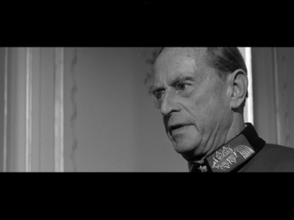 パリは燃えているかの画像