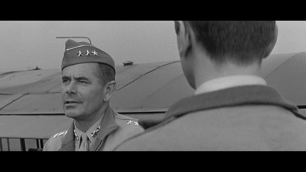 パリは燃えているかの画像