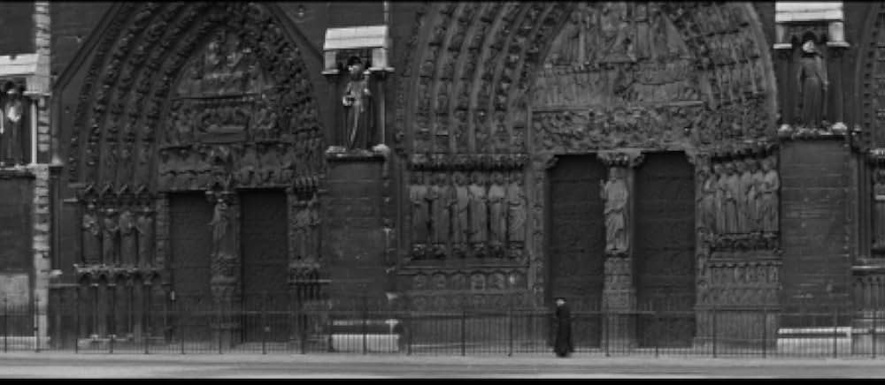 パリは燃えているかの画像