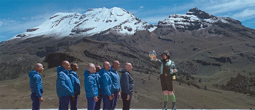 「ホーリー・マウンテン」Juan Ferrara & Alejandro Jodorowsky & Valerie Jodorowsky & Burt Kleiner & Luis Lomelí & Nicky Nichols & Adriana Page & Richard Rutowski & Horacio Salinas & Zamira Saundersの画像