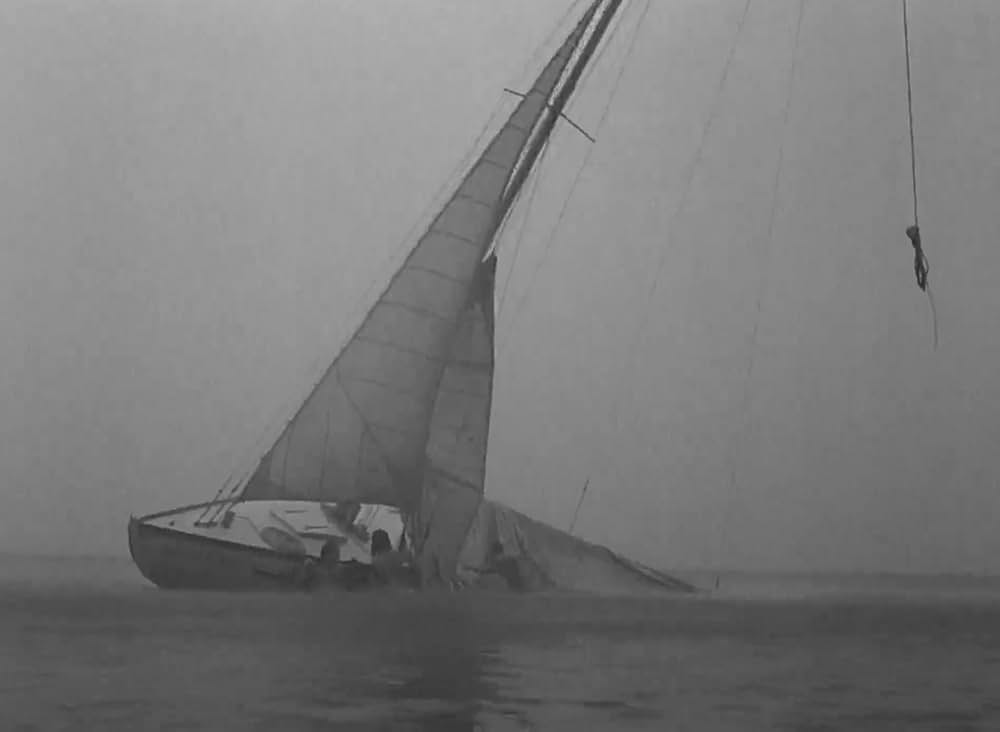 「水の中のナイフ」の画像