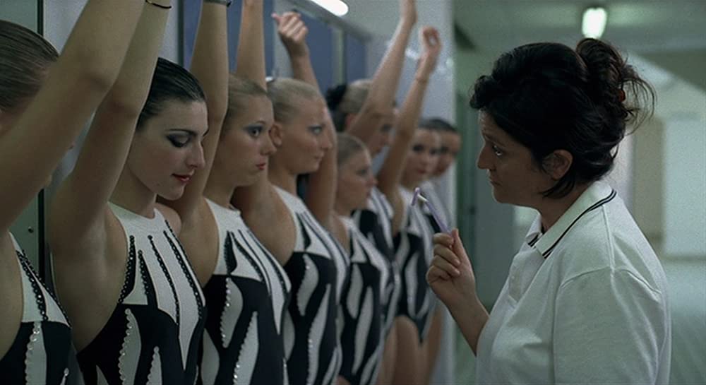 水の中のつぼみの画像