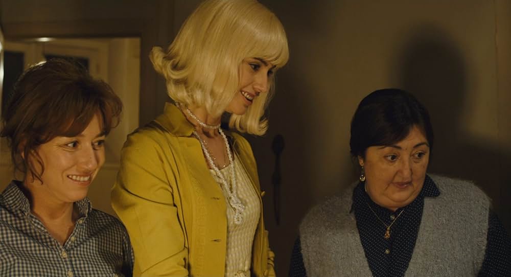 屋根裏部屋のマリアたちの画像