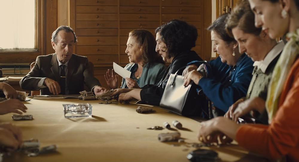 屋根裏部屋のマリアたちの画像