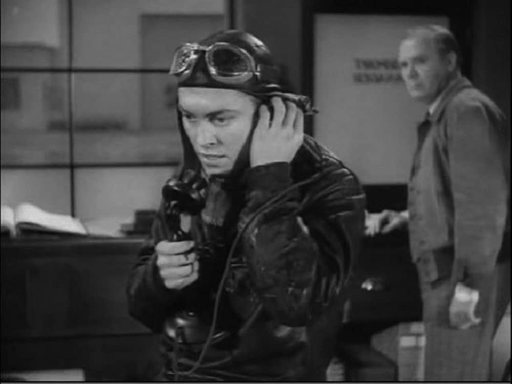 「愛に叛く者」ウェード・ボトラー & リチャード・クロムウェル & マリー・ドレスラー & パーネル・プラットの画像