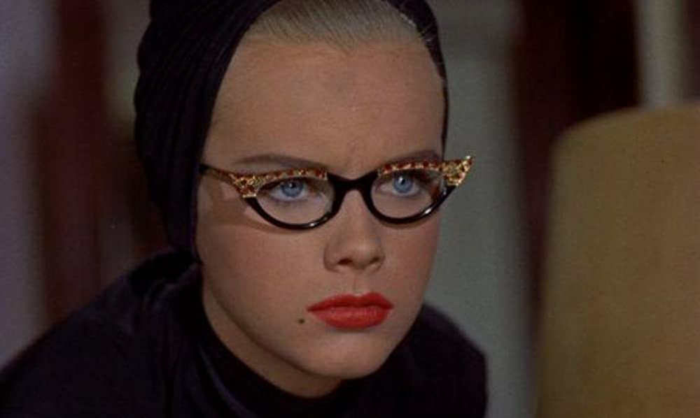 奥様は芳紀十七才の画像