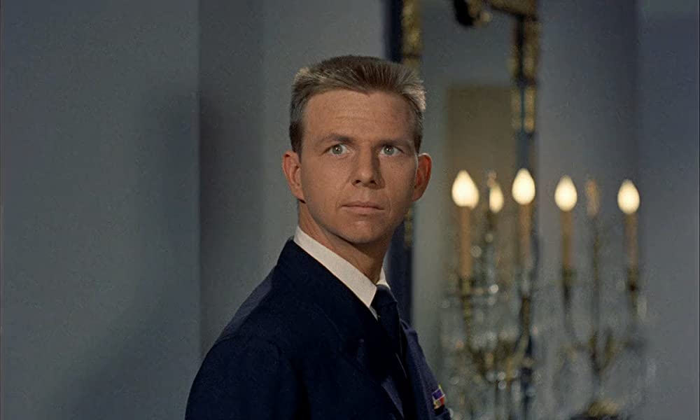 奥様は芳紀十七才の画像