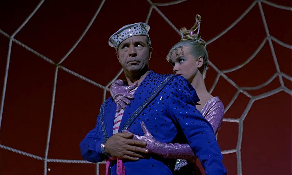 奥様は芳紀十七才の画像