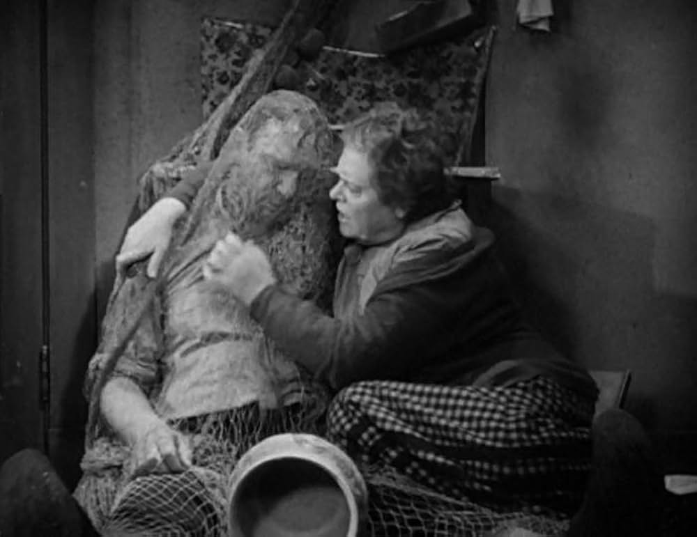 惨劇の波止場の画像