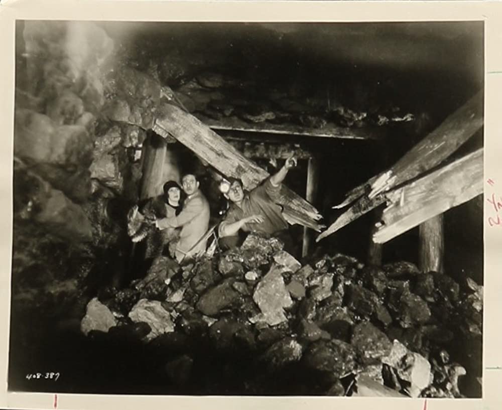 「ダイナマイト」チャールズ・ビックフォード & ケイ・ジョンソン & コンラッド・ネイジェルの画像