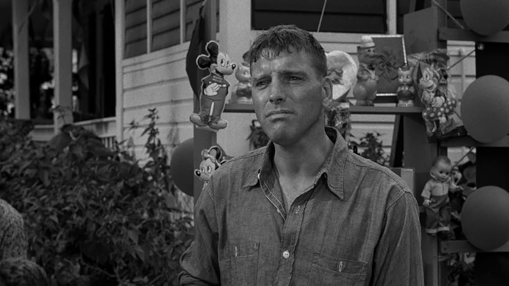 バラの刺青の画像