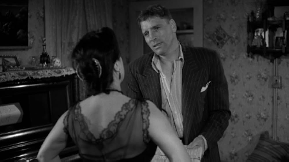 バラの刺青の画像