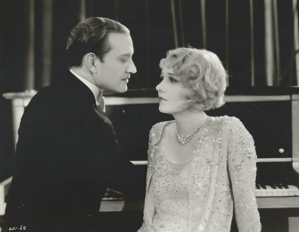 ハリウッド・レヴィユーの画像