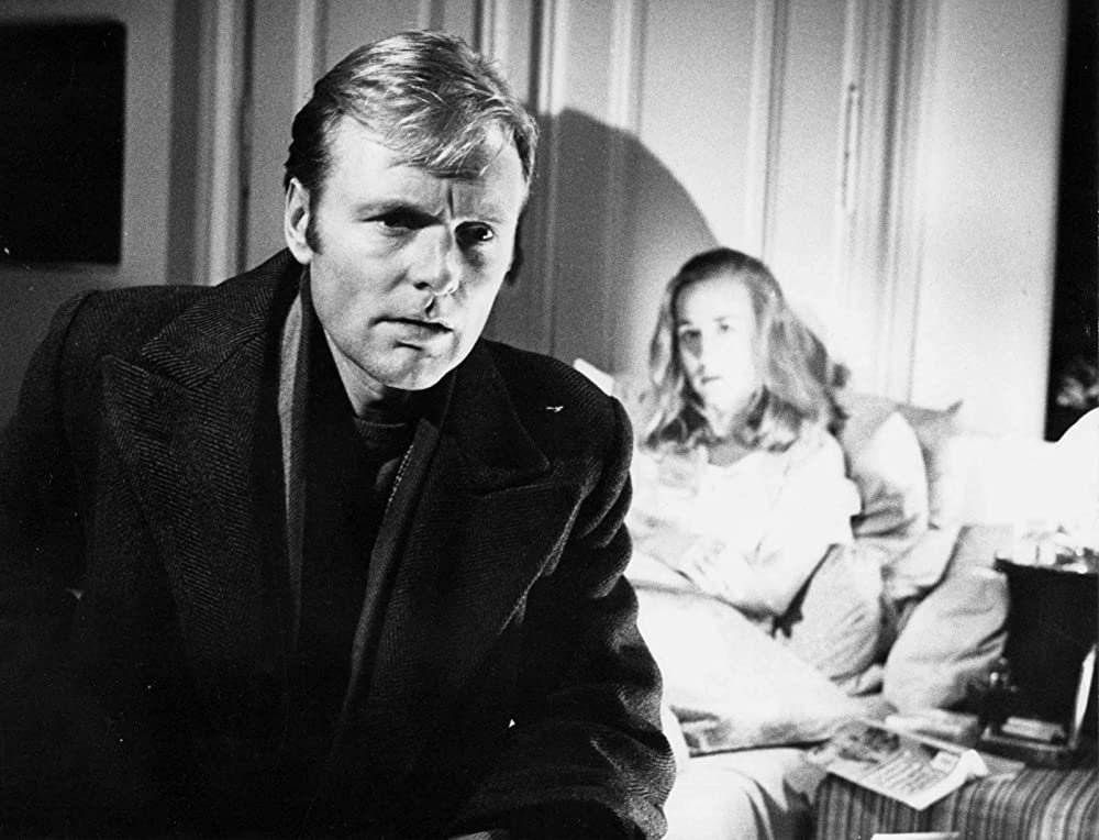 ガラスの独房の画像