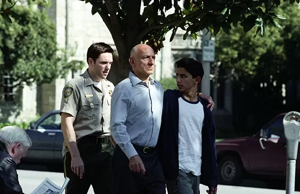 「砂と霧の家」ベン・キングズレー & ロン・エルダード & Jonathan Ahdoutの画像