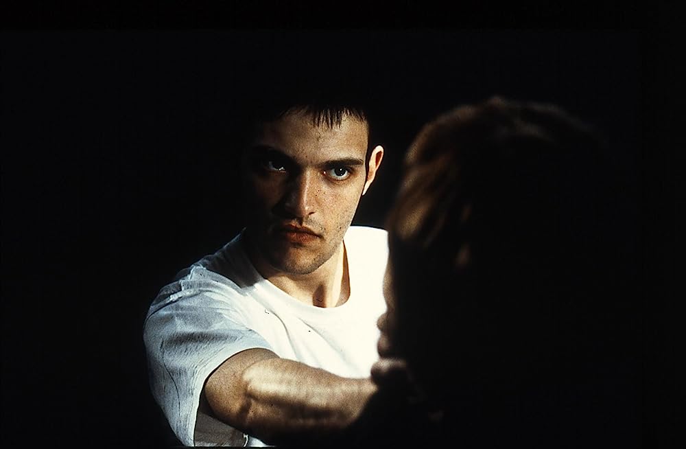 肉体の学校の画像