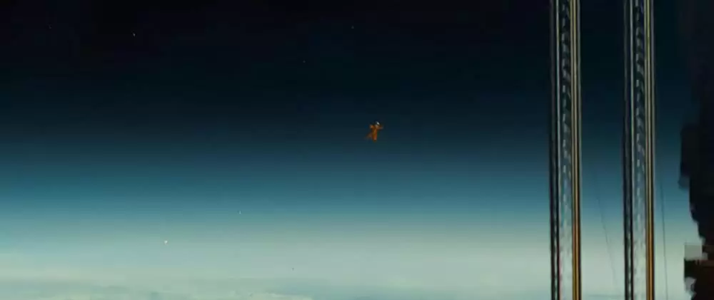 アド・アストラの画像