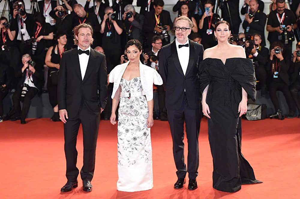 アド・アストラの画像