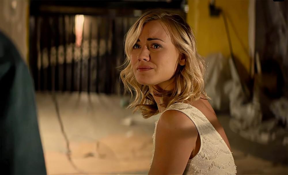 白い闇の女の画像