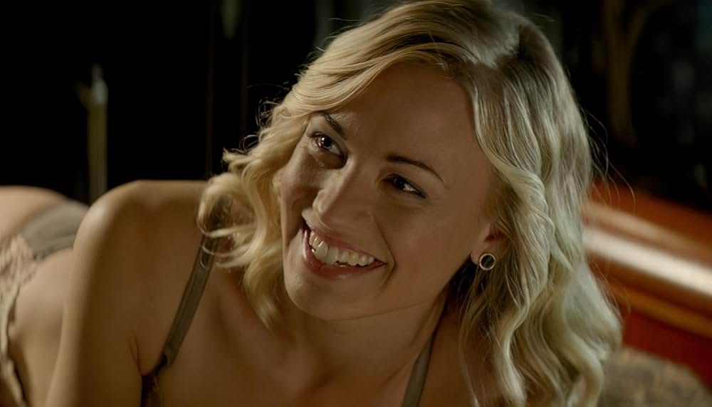 白い闇の女の画像